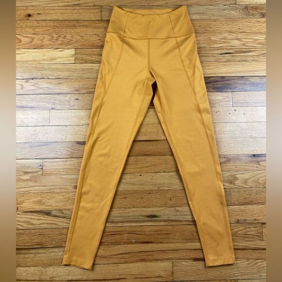 Girlfriend Collective Classic High Rise Compressive Leggings in Saddle Size S - Picture 3 of 8